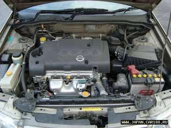 2004 Nissan Sunny Pictures