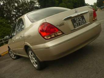 2004 Nissan Sunny Pictures
