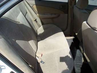 2004 Nissan Sunny Photos