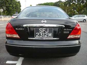 2004 Nissan Sunny Pictures