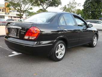 2004 Nissan Sunny Photos