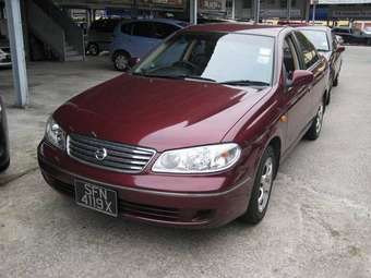 2004 Nissan Sunny Pics