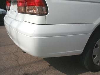 2004 Nissan Sunny Pictures