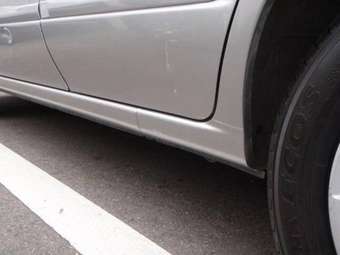 2004 Nissan Sunny Images