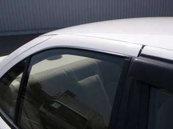 2004 Nissan Sunny Images