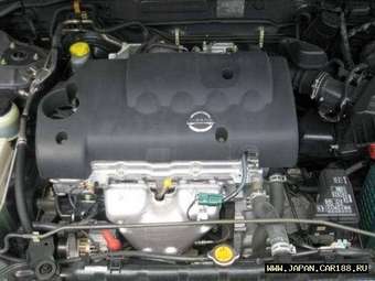 2004 Nissan Sunny Pictures