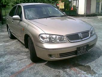 2004 Nissan Sunny Photos