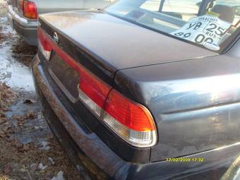 2004 Nissan Sunny Photos