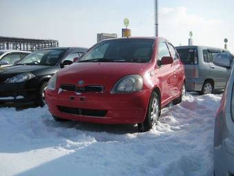 2004 Nissan Sunny Photos