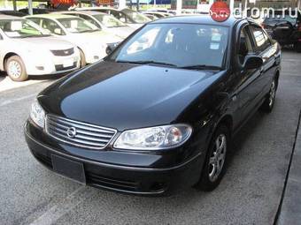 2004 Nissan Sunny Photos