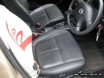 2004 Nissan Sunny Photos