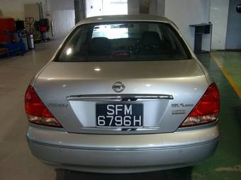 2004 Nissan Sunny Wallpapers