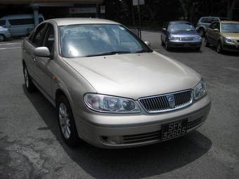 2004 Nissan Sunny Photos