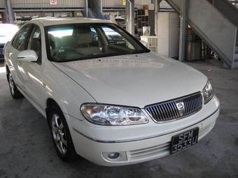 2004 Nissan Sunny Images