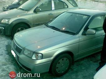 2004 Nissan Sunny Images