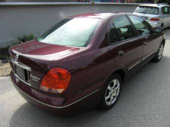 2004 Nissan Sunny Photos
