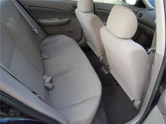 2004 Nissan Sunny Photos