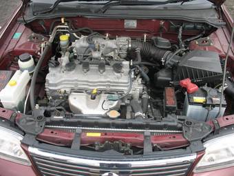 2004 Nissan Sunny Pics