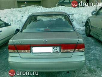 2004 Nissan Sunny Photos