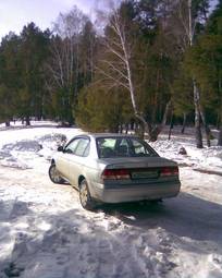 2004 Nissan Sunny Photos