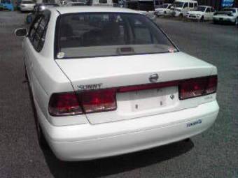 2004 Nissan Sunny Pics