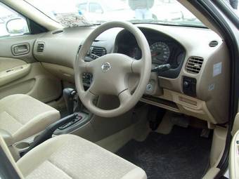2004 Nissan Sunny Wallpapers