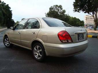 2004 Nissan Sunny Photos