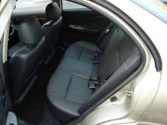2004 Nissan Sunny Photos