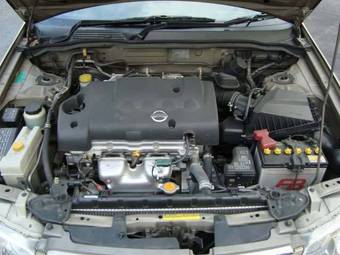 2004 Nissan Sunny Images