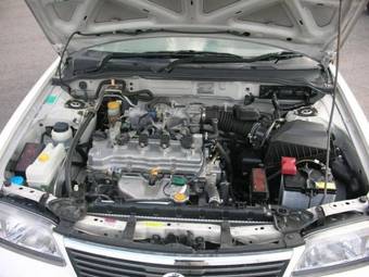 2004 Nissan Sunny Wallpapers