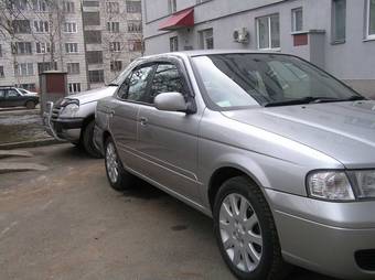 2004 Nissan Sunny Photos