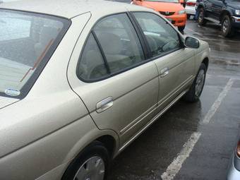 2004 Nissan Sunny Photos