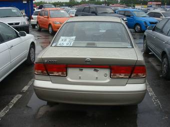 2004 Nissan Sunny Photos