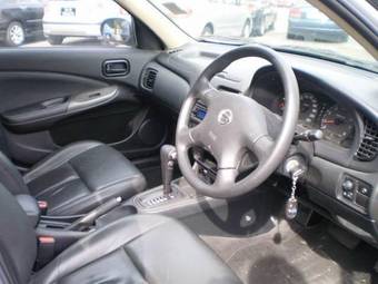 2004 Nissan Sunny Photos