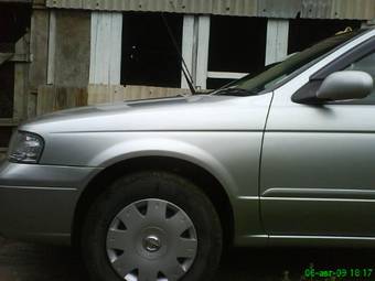 2004 Nissan Sunny Photos