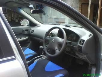 2004 Nissan Sunny Pictures