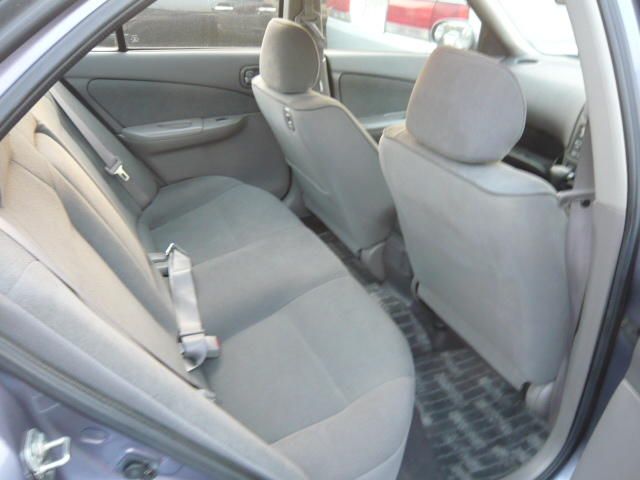 2005 Nissan Sunny