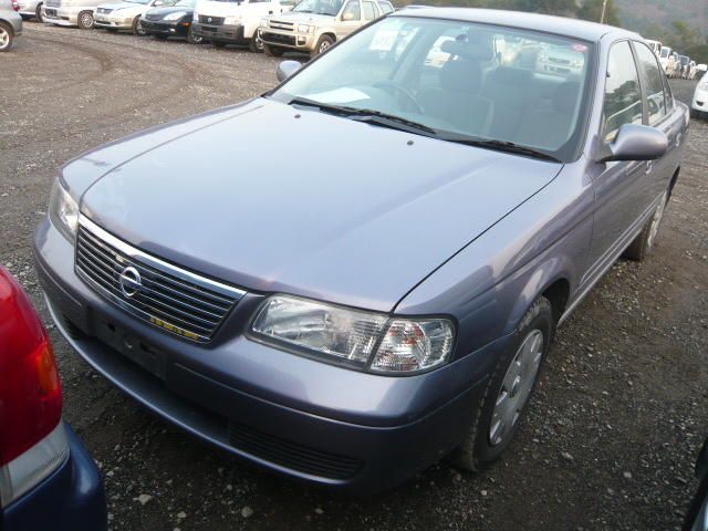 2005 Nissan Sunny