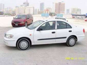 2005 Nissan Sunny Pics