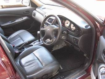 2005 Nissan Sunny Pics