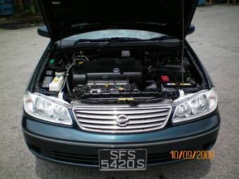 2005 Nissan Sunny Photos