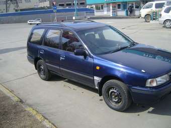 1993 Nissan Sunny California Pictures