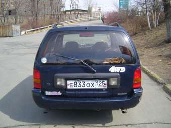 1993 Nissan Sunny California Pictures