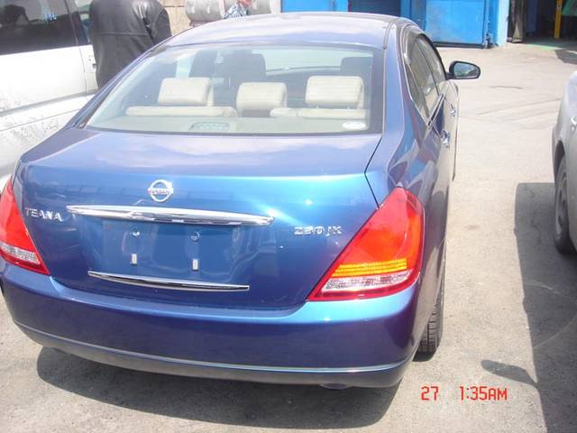 2003 Nissan Teana