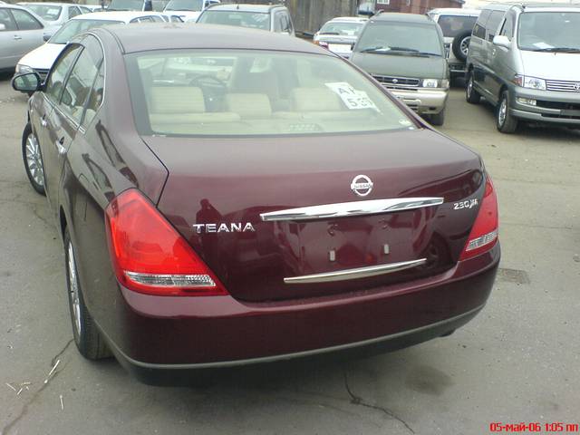 2003 Nissan Teana