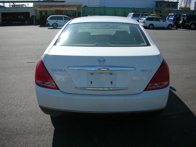 2003 Nissan Teana