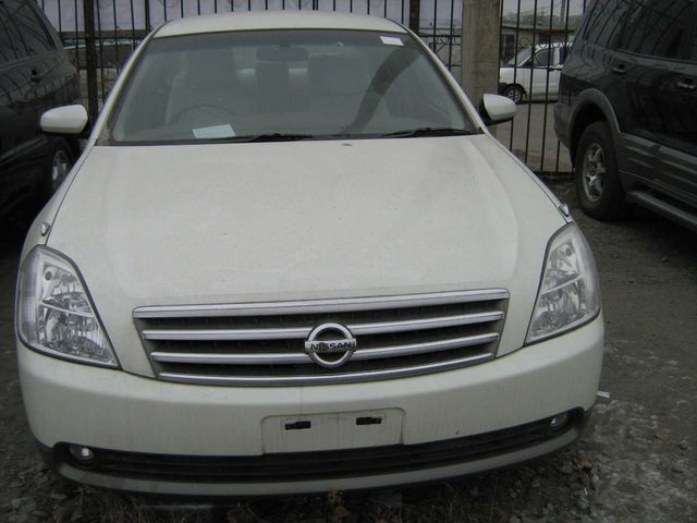 2003 Nissan Teana