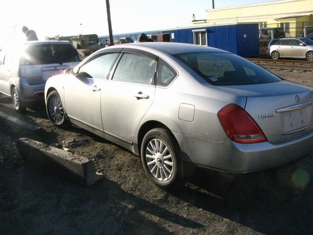 2003 Nissan Teana