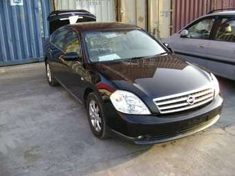 2003 Nissan Teana