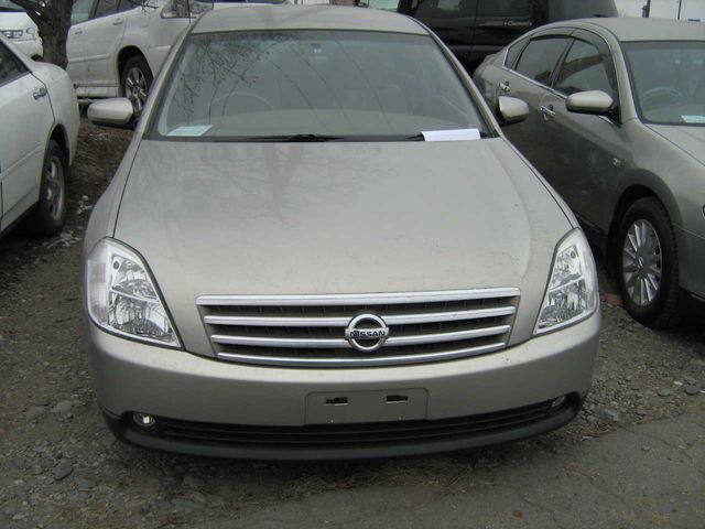 2003 Nissan Teana